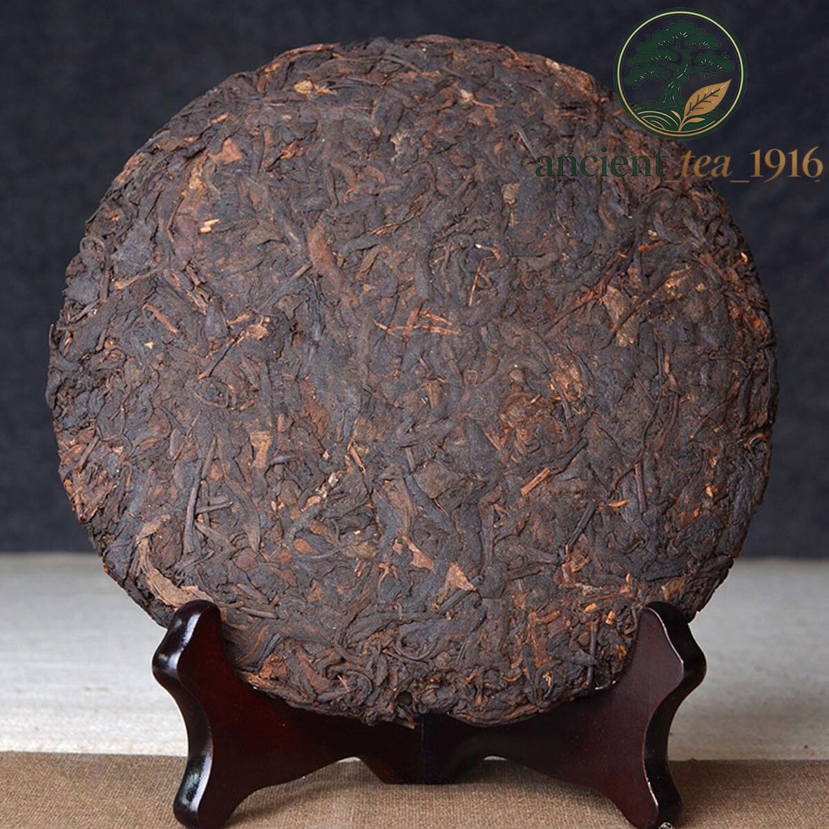 Menghai Chinese fermented Old Yunnan Puer Tea Cake Organic Ripe Pu-erh Tea 357g