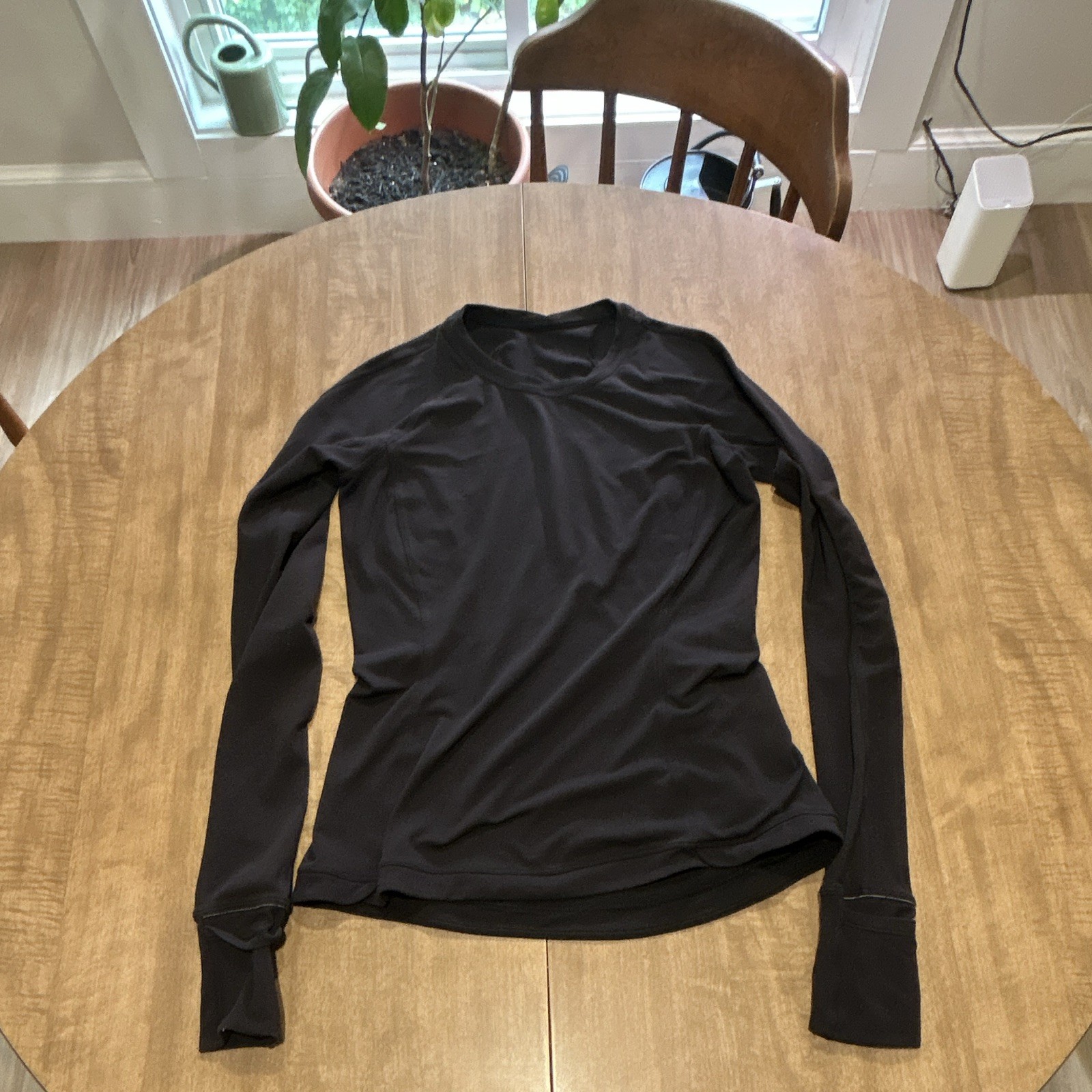 Lululemon Women’s Running Top Size 8 Black