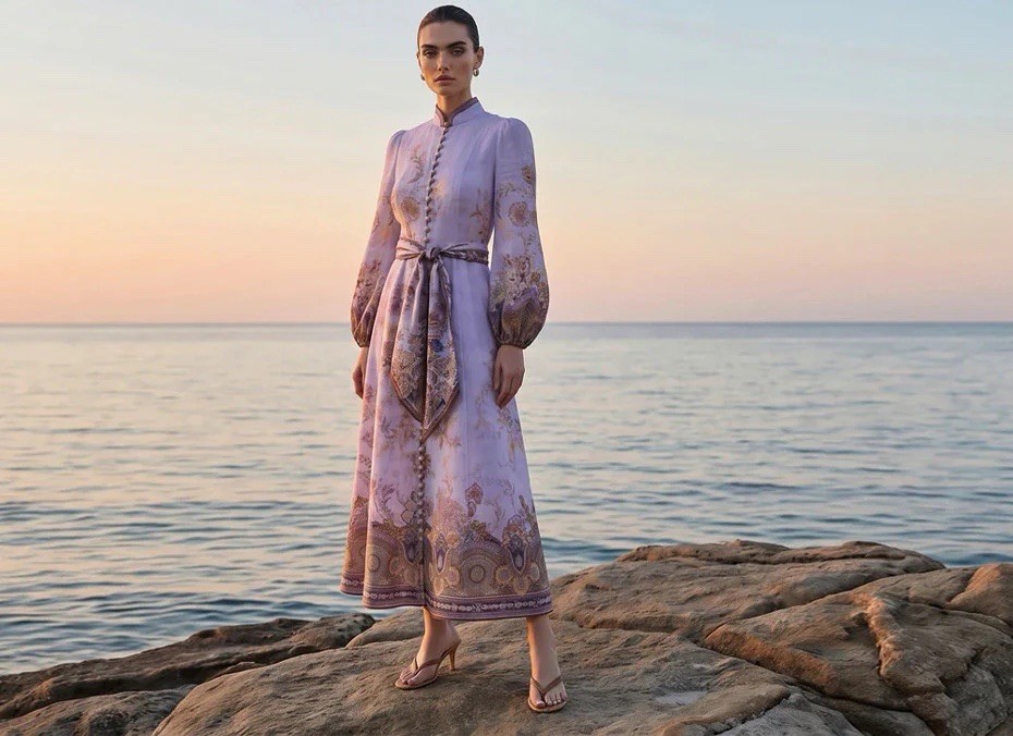 Zimmermann Luna Button Midi Dress Size 2 $ 1150 Zimmermann Luna Button Midi Dress Size 2 $ 1150