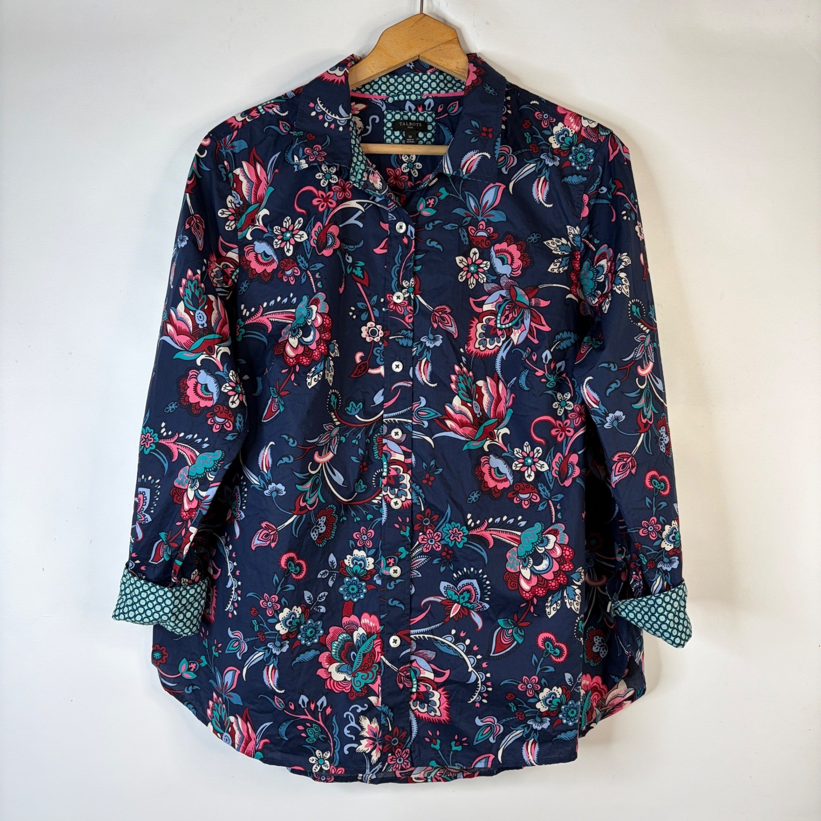Talbots Button Up Shirt Women 1X Navy Blue Floral Paisley Cotton Contrast Cuffs