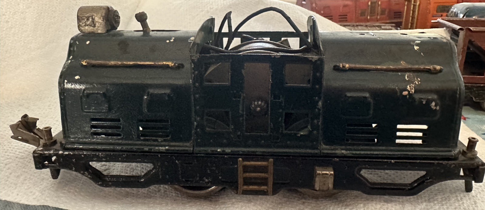 Prewar LIONEL No. 252 LOCOMOTIVE – for Parts or Restoration – O Gauge - LOOK Prewar LIONEL No. 252 LOCOMOTIVE – for Parts or Restoration – O Gauge - LOOK