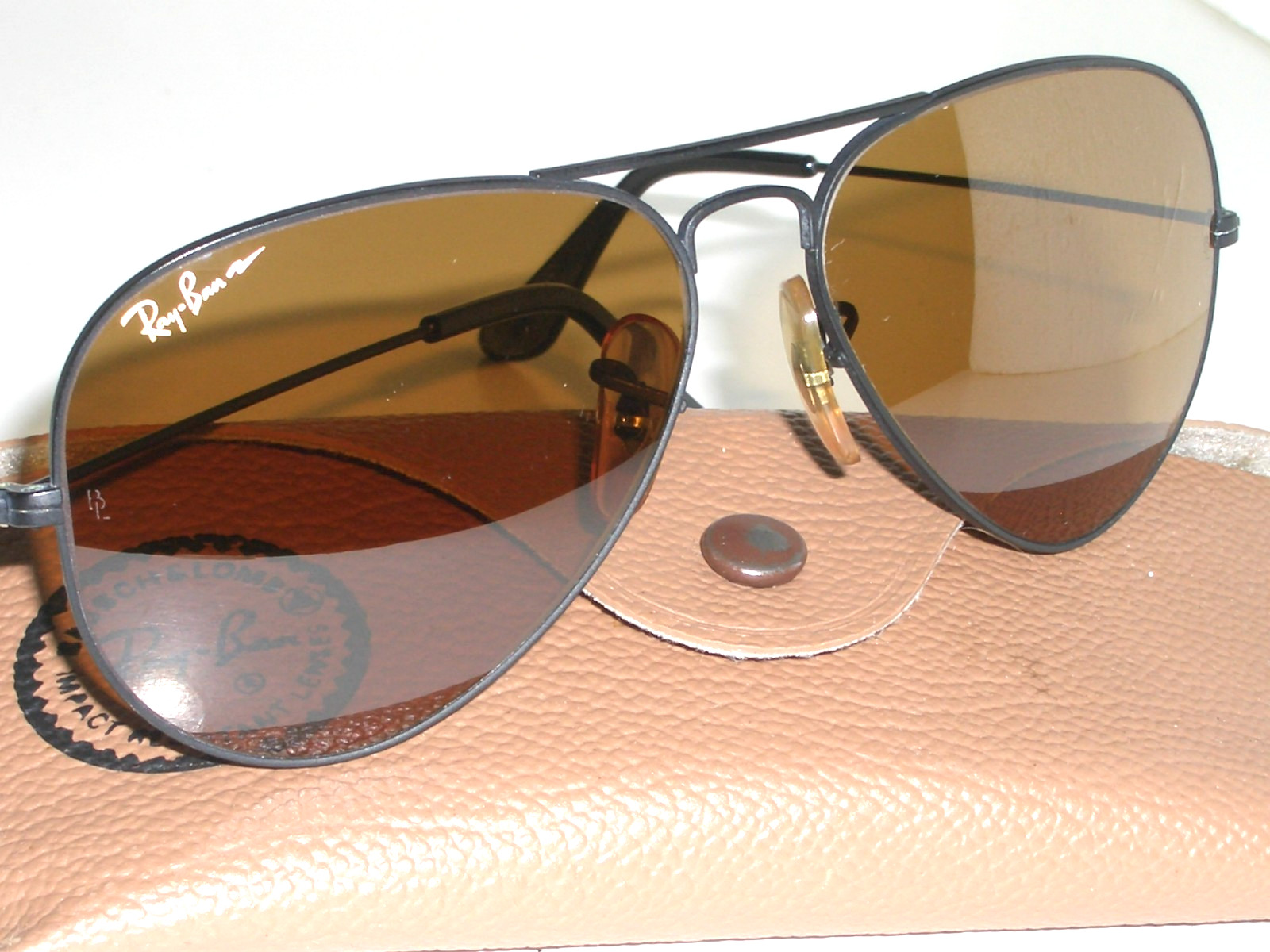 58[]14 VINTAGE B&L RAY-BAN W1662 VXAS CHROMAX BLACK CHROME AVIATOR SUNGLASSES