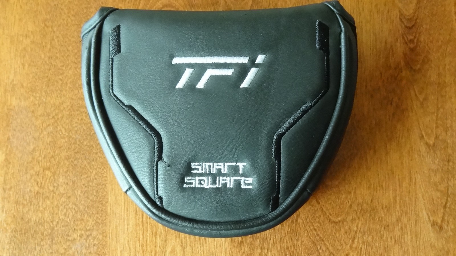 Cleveland Golf Smart Square TFI Putter Cover Excellent Condition Cleveland Golf Smart Square TFI Putter Cover Excellent Condition