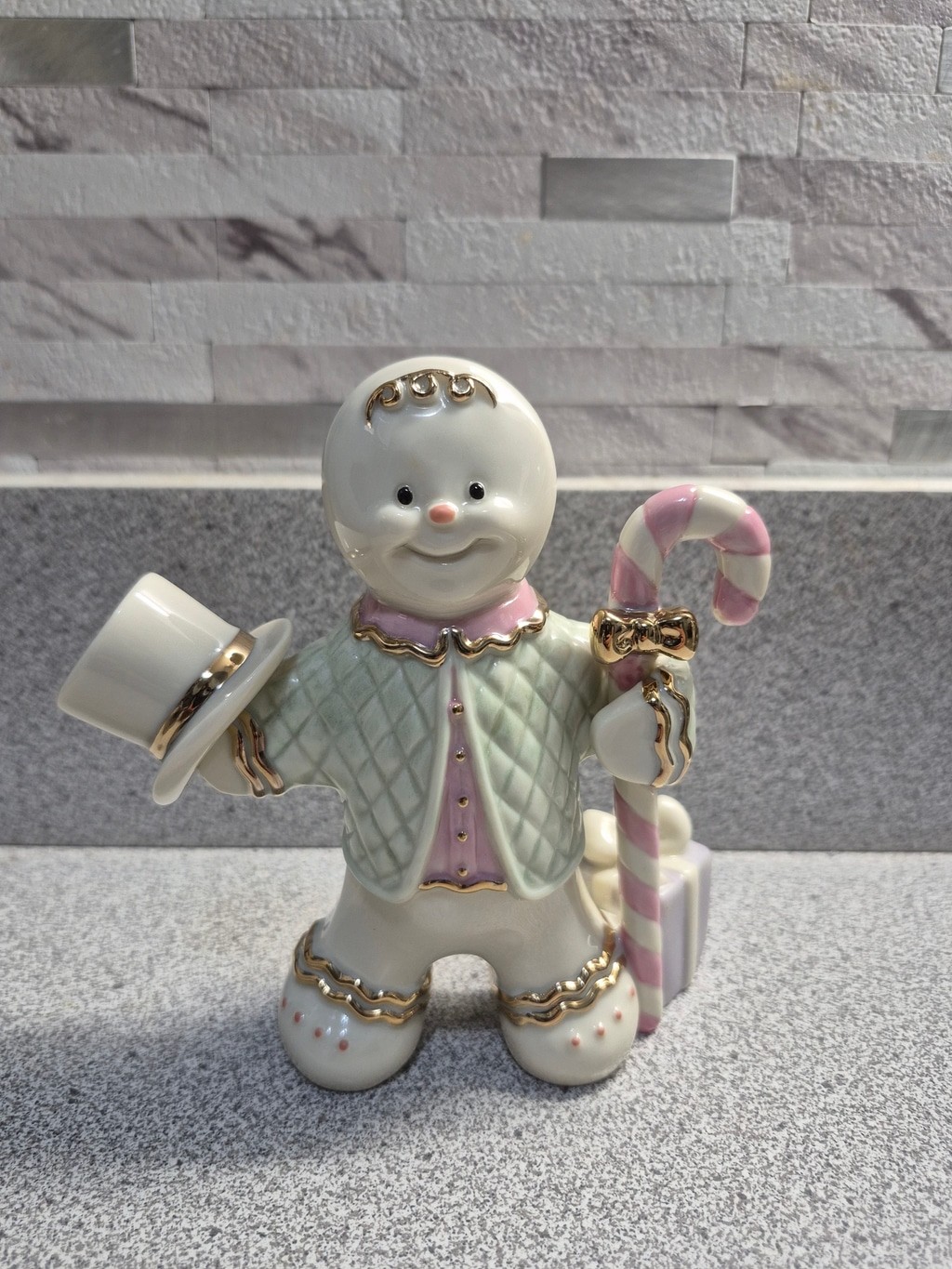 LENOX THE GINGERBREAD GENTLEMAN -- CANDY CANE -- TOP HAT -- opened box LENOX THE GINGERBREAD GENTLEMAN -- CANDY CANE -- TOP HAT -- opened box
