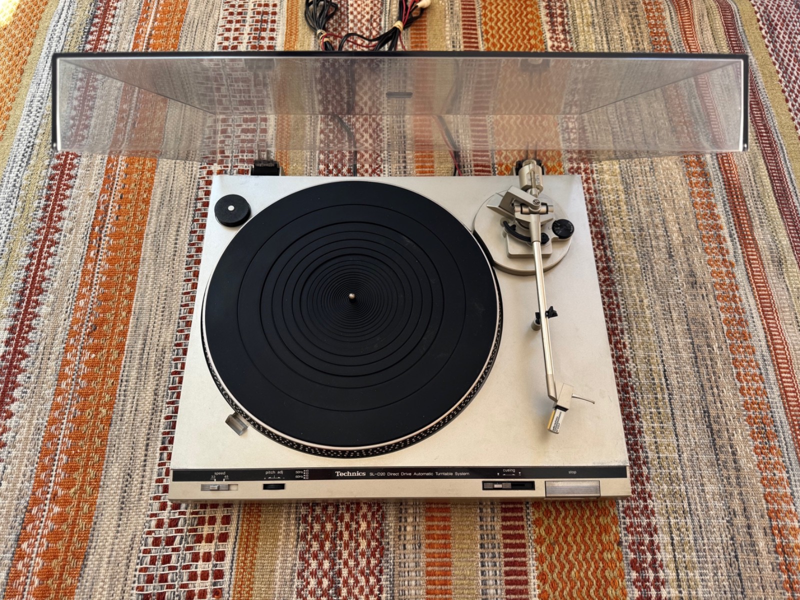 Technics SL-D20 Vintage Direct Drive Turntable