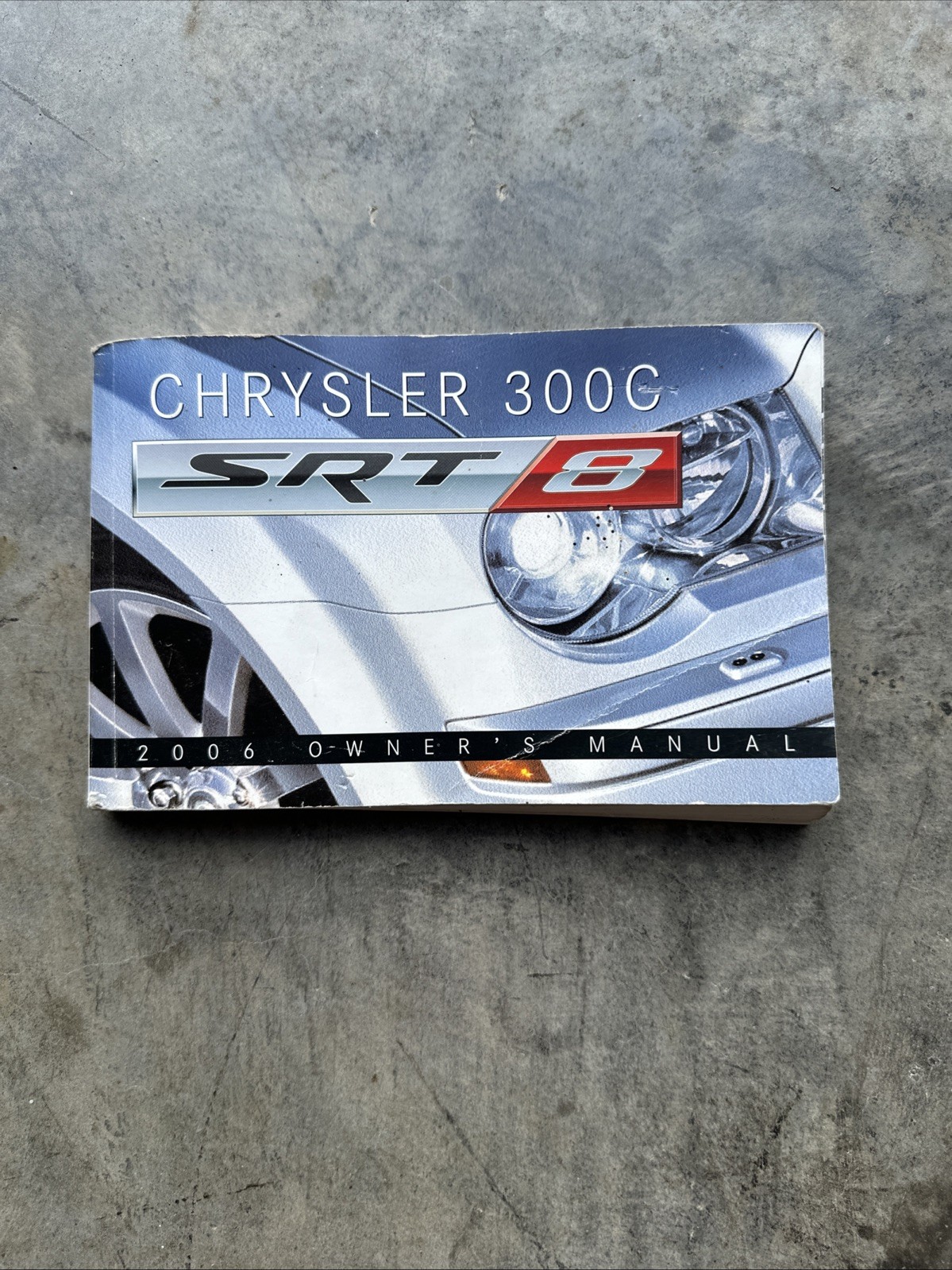 2006 Chrysler 300C SRT8 Sedan Owner Owner's Manual User Guide 5.7L 6.1L V8 xz