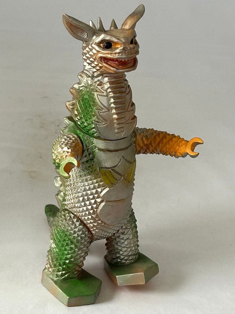 Vintage Kaiju Sofubi Figure Bullmark Reissue Gyango Ultraman Bandai 1981