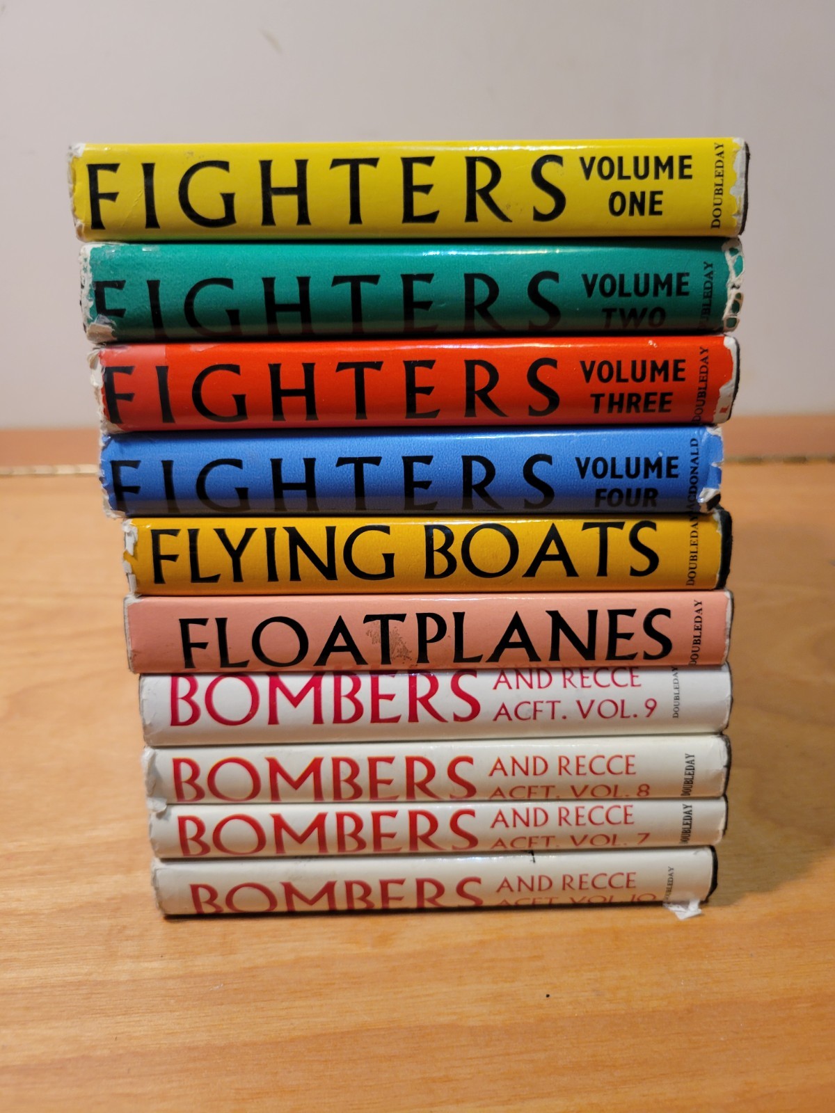 War Planes of the Second World War Vol. 1 - 10