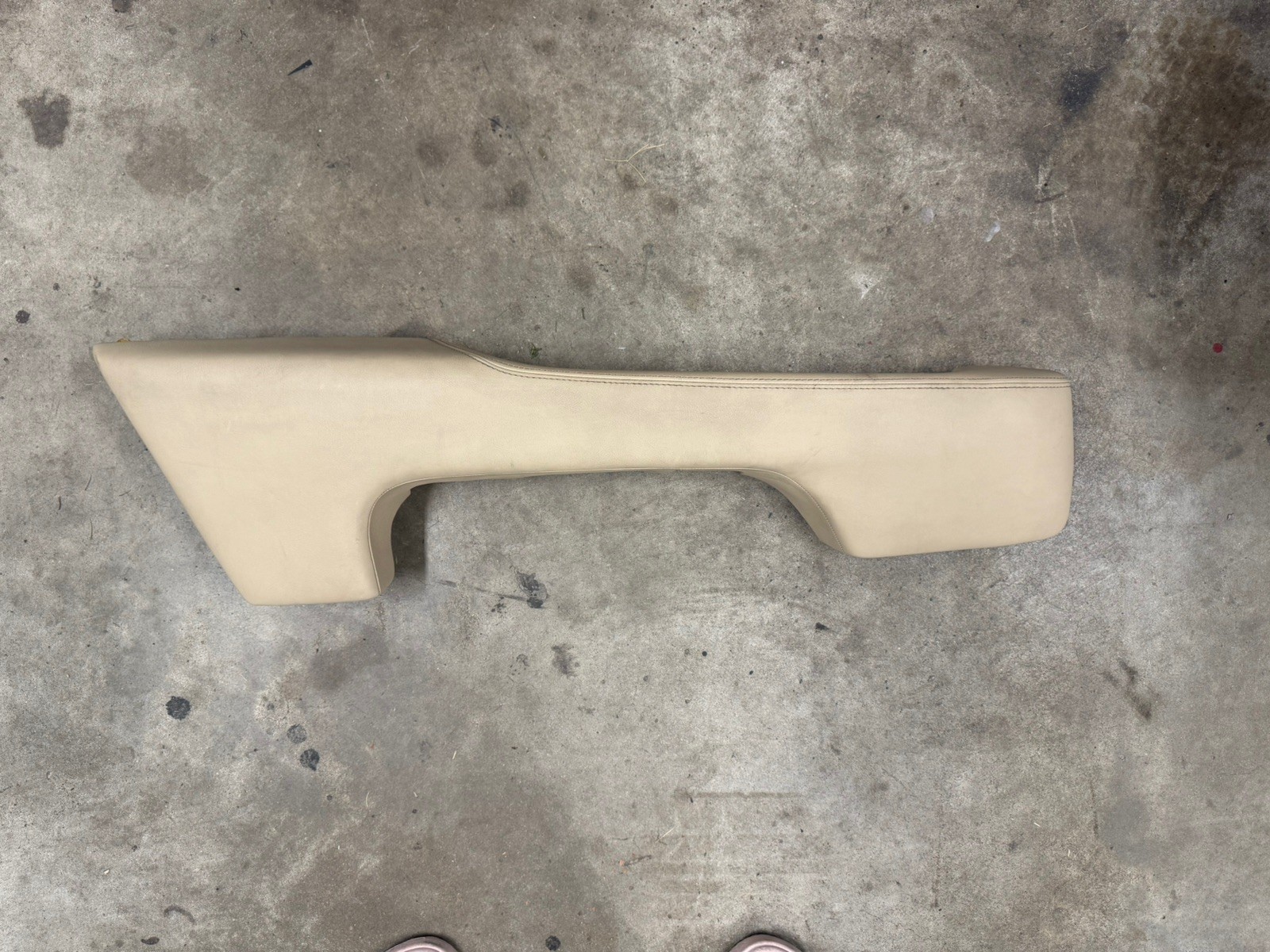 2007-2012 Lexus LS460 Tan LEATHER FRONT LEFT driver Door Panel Armrest OEM