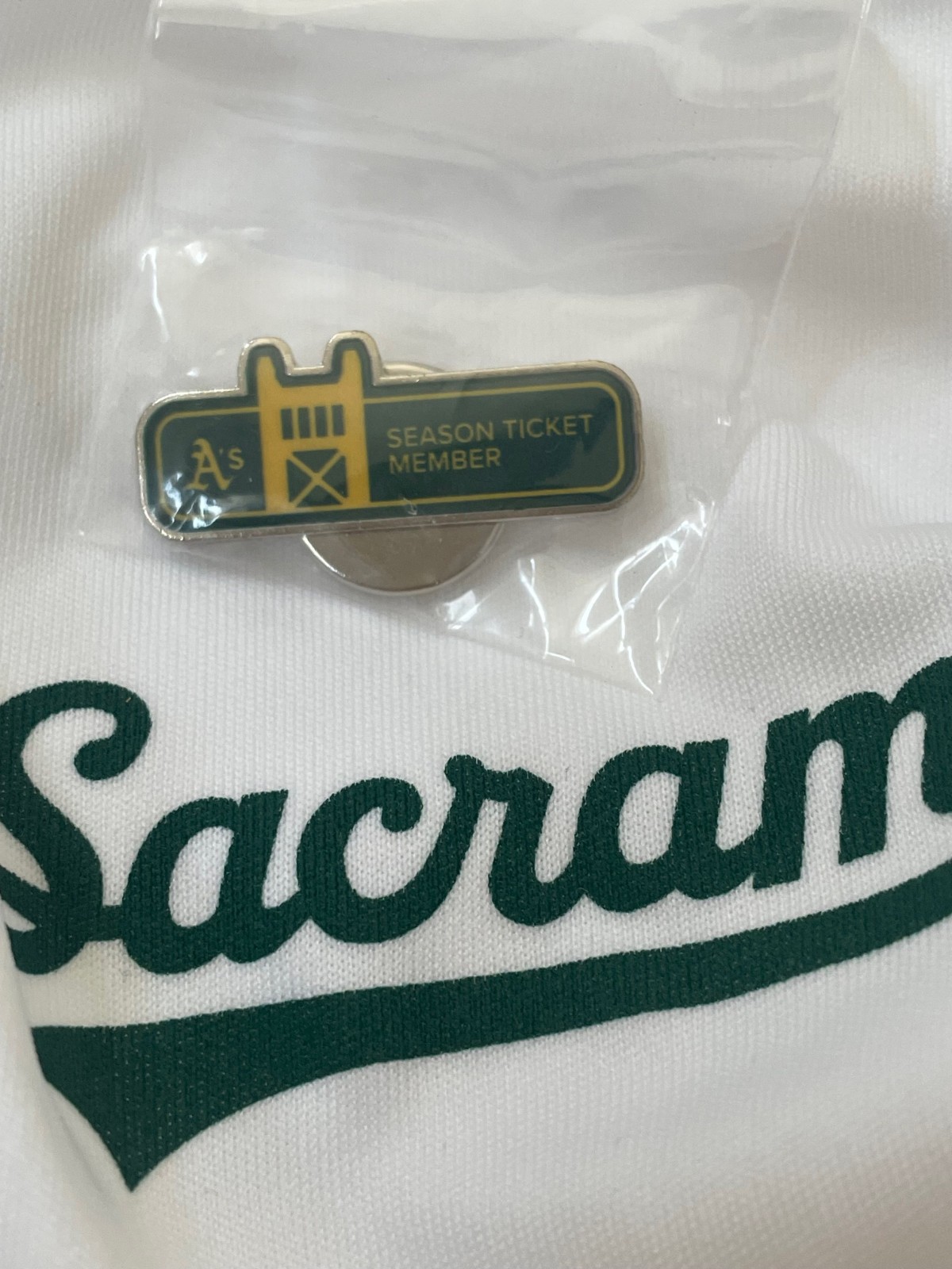 SACRAMENTO A\'s ATHLETICS 2026 Season Ticket Holder Qtr Zip Pullover Shirt & Pin SACRAMENTO A\'s ATHLETICS 2026 Season Ticket Holder Qtr Zip Pullover Shirt & Pin