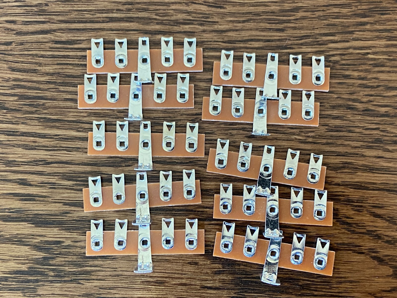 10 New 5-Lug Phenolic Terminal Strips with Solder Lugs for Tube Amplifiers 10 New 5-Lug Phenolic Terminal Strips with Solder Lugs for Tube Amplifiers