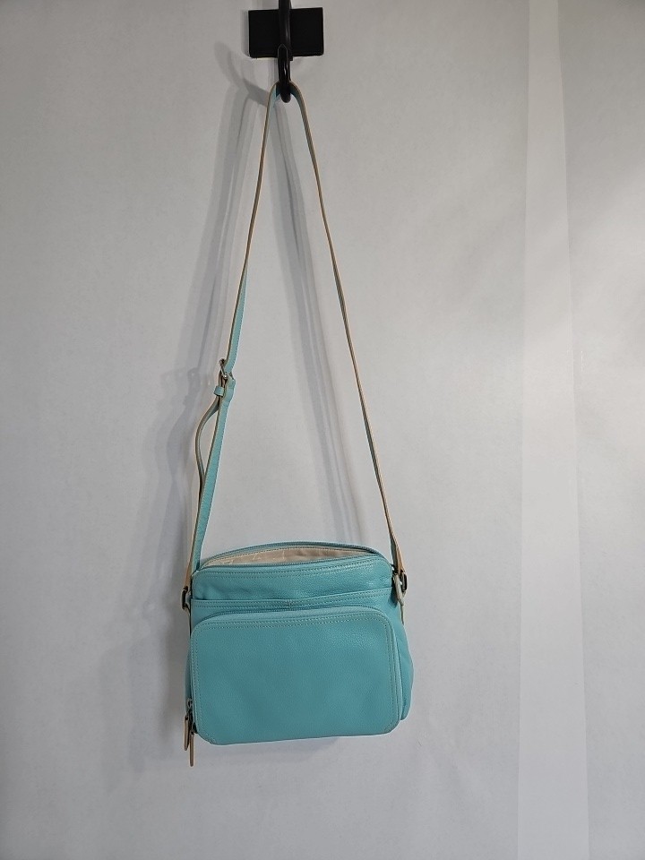Levenger Robin Egg Blue Luxury Leather Shoulder Bag Expand  - Inner Wallet -EUC