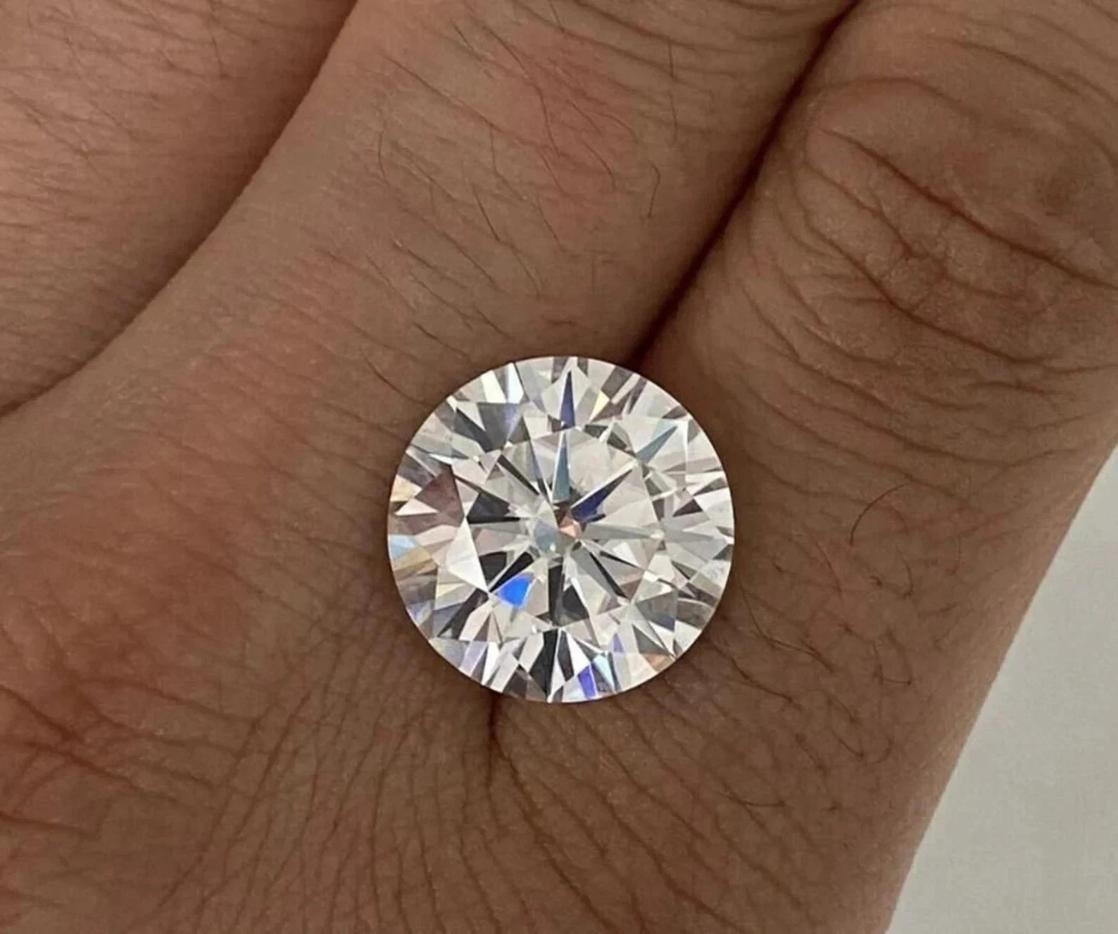 Natural White Diamond 3 CT Round Cut VVS1 D Grade 9.50 mm Certified Stone.