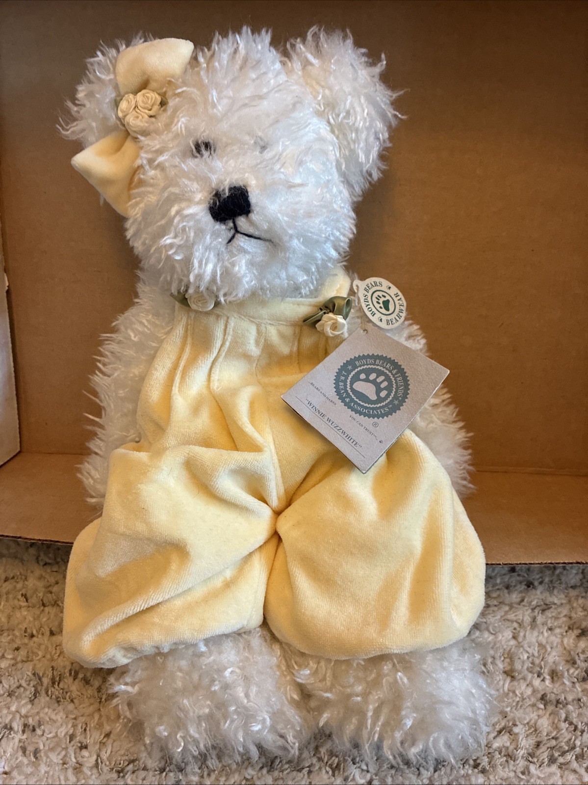 Boyd’s Bears Winnie Wuzzwhite original Plush Bear w/ Bow Label Boyd’s Bears Winnie Wuzzwhite original Plush Bear w/ Bow Label