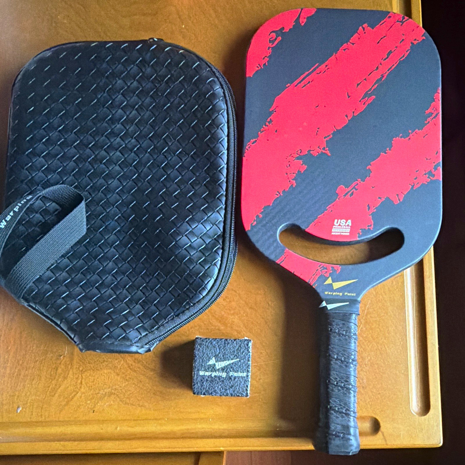 Warping Point USA Pickleball Paddle w/ Black Carry Case & clean rubber Warping Point USA Pickleball Paddle w/ Black Carry Case & clean rubber