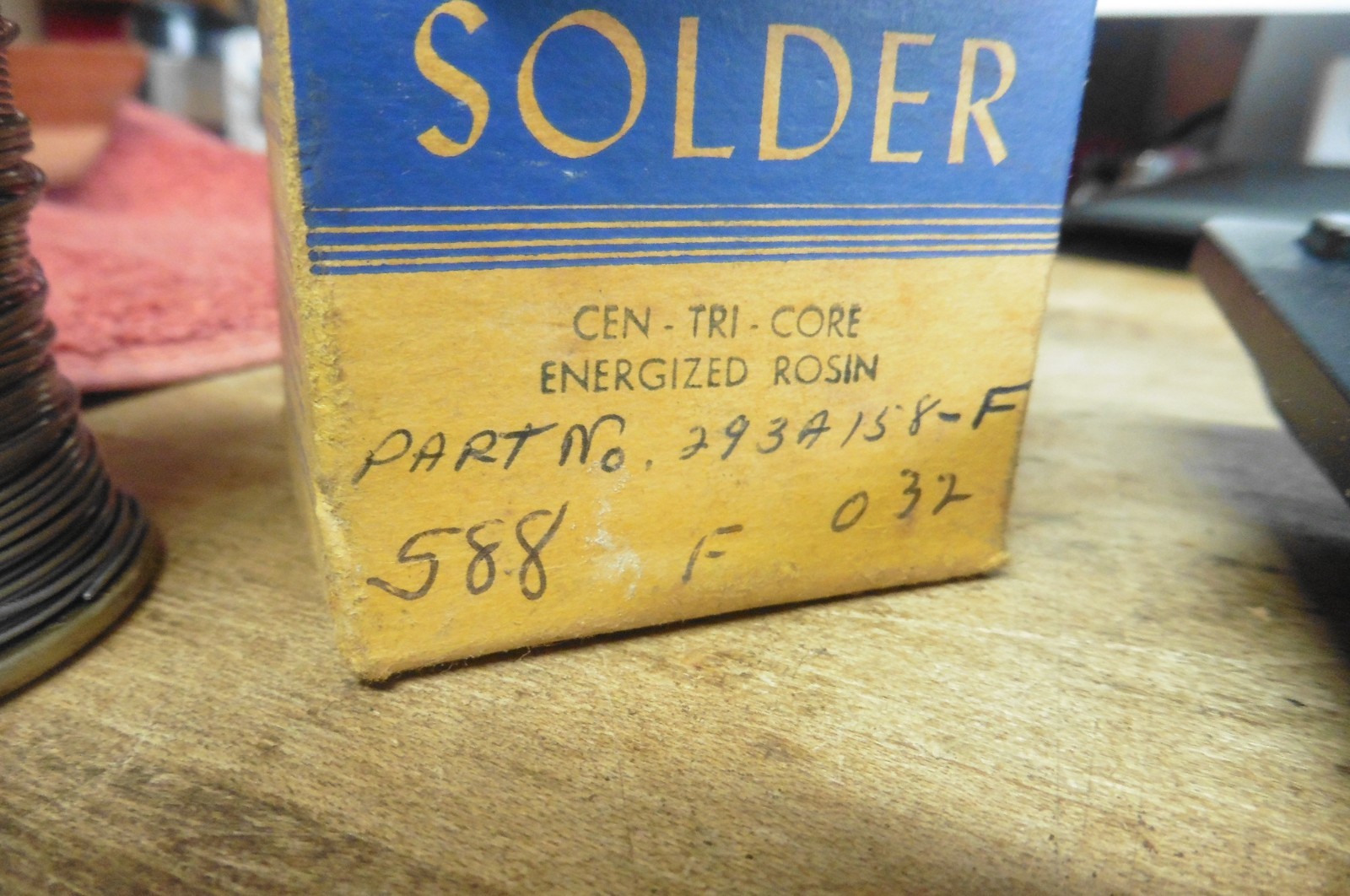 Vintage alpha Solder metals 032 588 293a158 energized rosin Cen-Tri- Core 1 lb