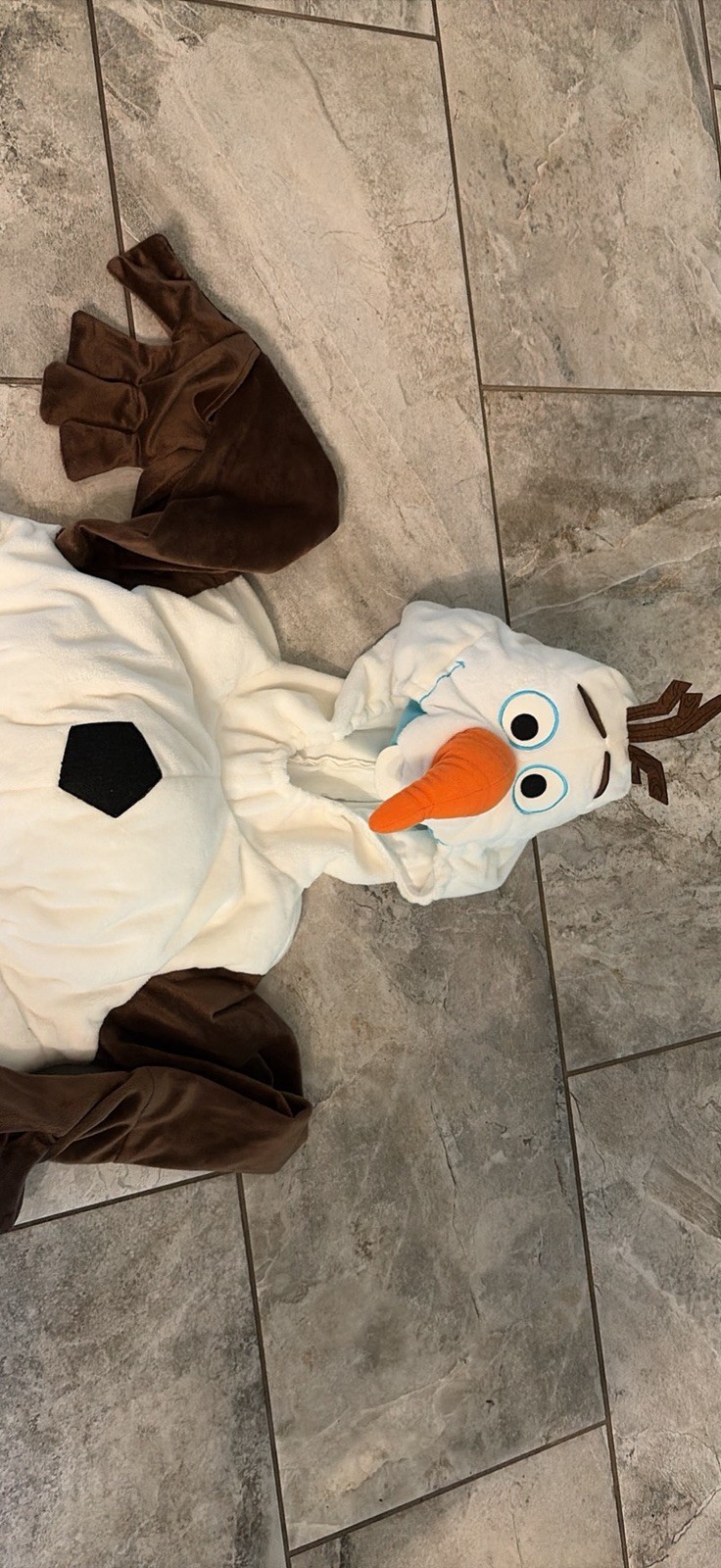 Disney Store Olaf Costume One Piece size 5-6 Disney Frozen