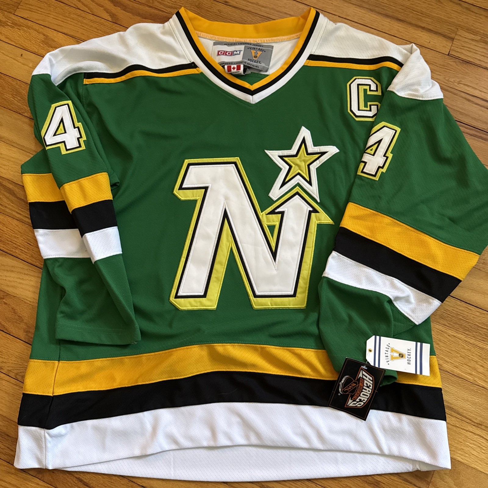 Vintage Minnesota North Stars Green Jersey #4 Craig Hartsburg New With Tags Vintage Minnesota North Stars Green Jersey #4 Craig Hartsburg New With Tags
