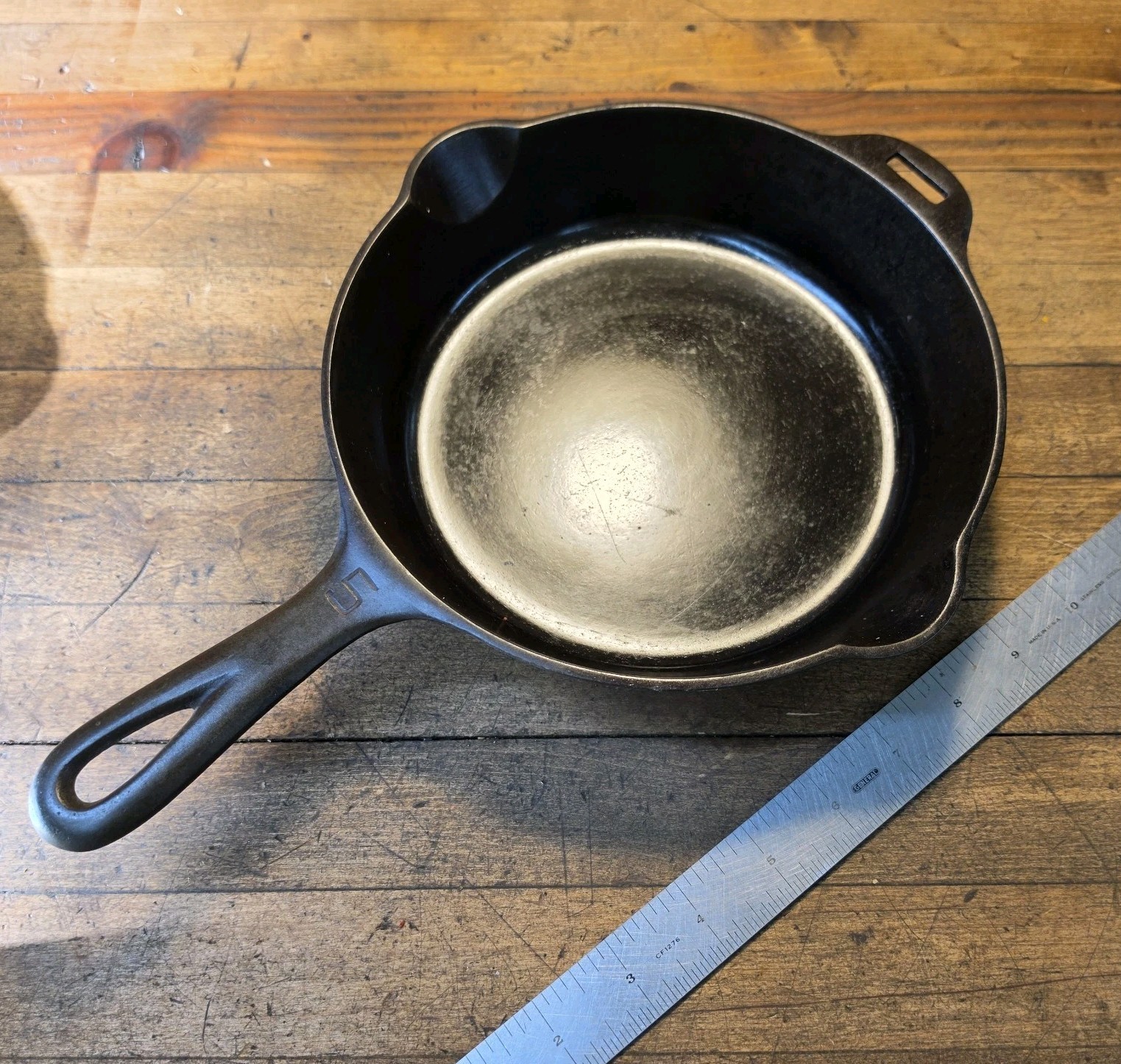 Rare Antique Griswold Cast Iron 8\