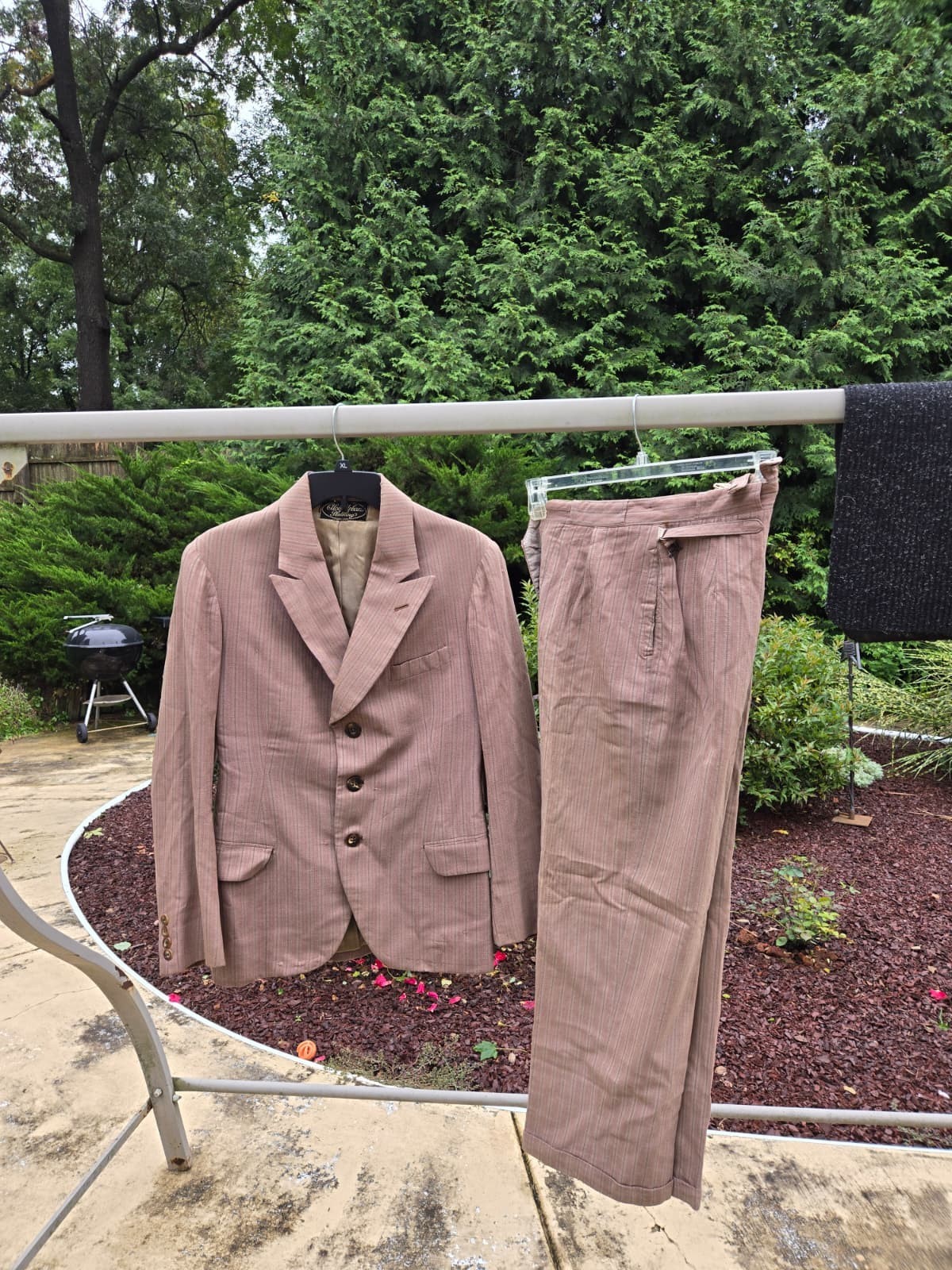 1930s single breasted peak lapel german suit 1940s vintage pre wwii ww2 beige