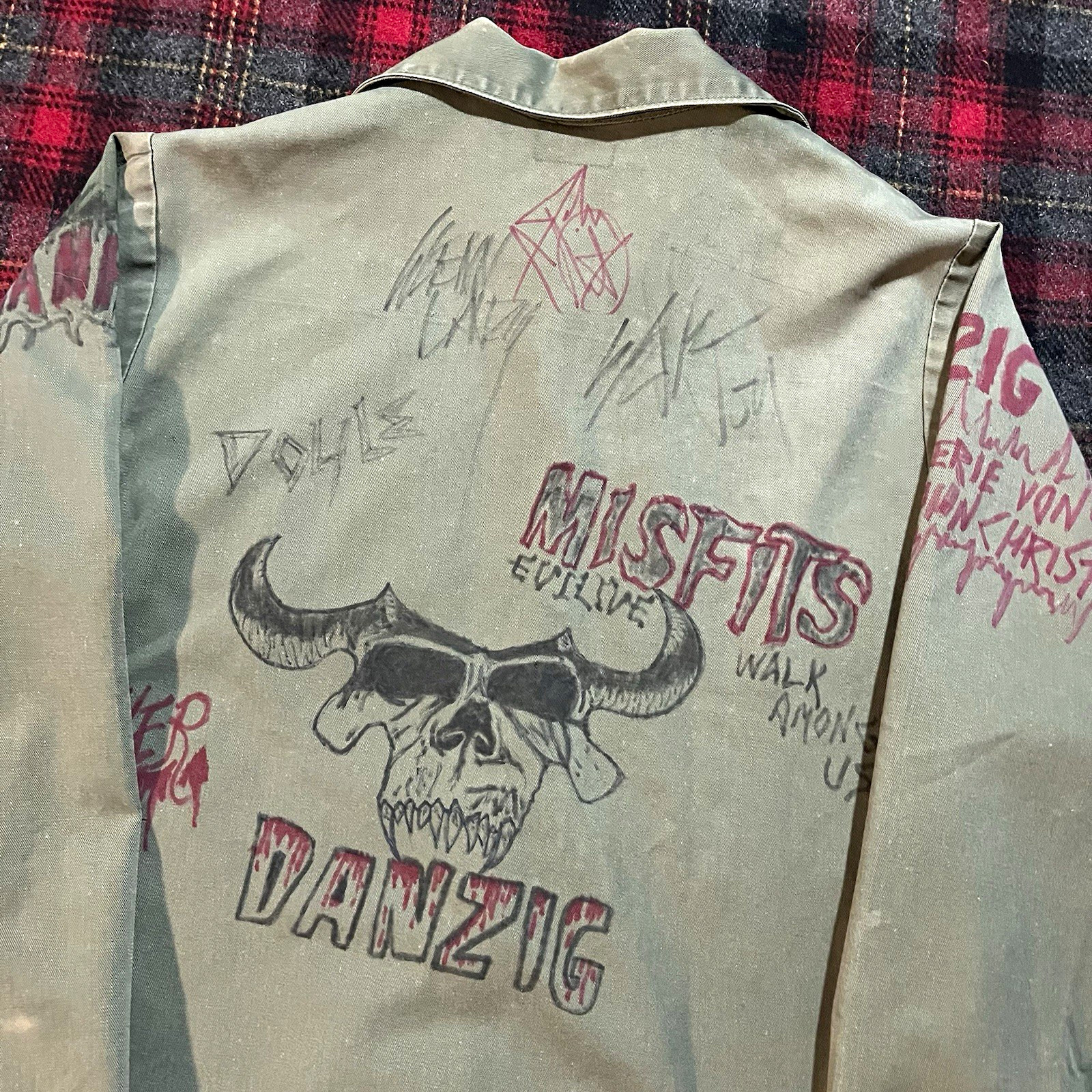 Rare Vtg Grail Danzig Misfits Autographed Military Button Up size Medium. OBO Rare Vtg Grail Danzig Misfits Autographed Military Button Up size Medium. OBO