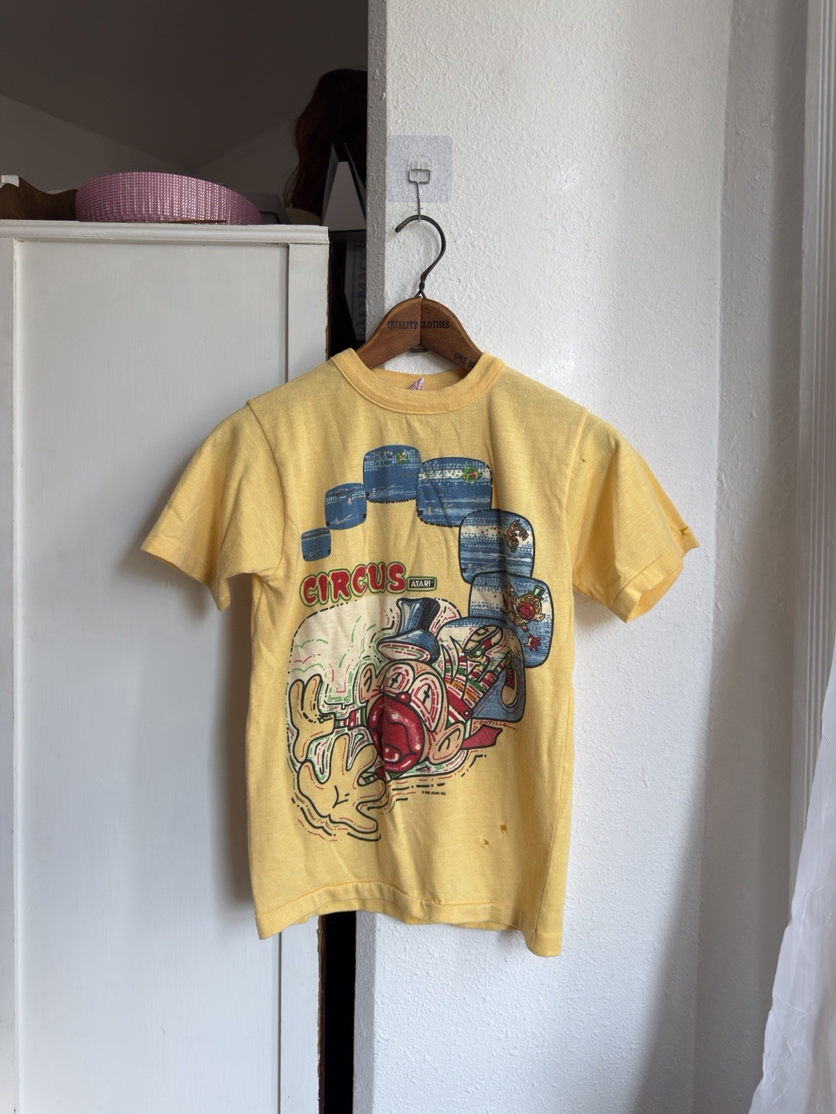 Vintage 80s Donmoor 1981 Circus Atari video game T-shirt yelllow v rare