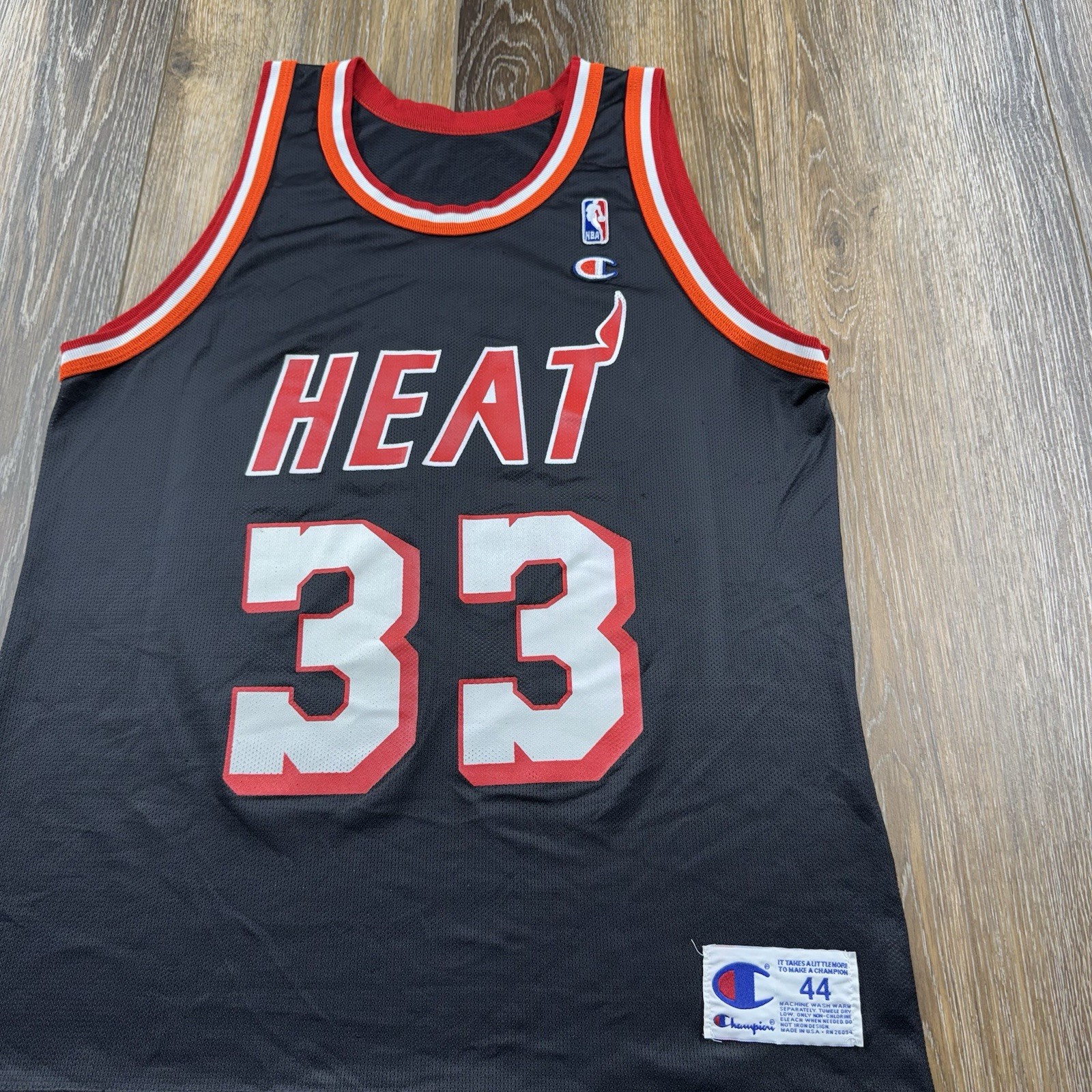 Vintage Alonzo Mourning Jersey Mens 44 Black Champion Miami Heat NBA Basketball