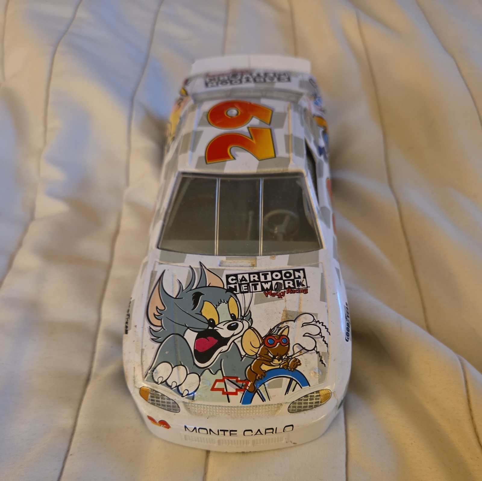 NASCAR Tom & Jerry Cartoon Network #29 1997 Diecast Car Racing Champions 1:24