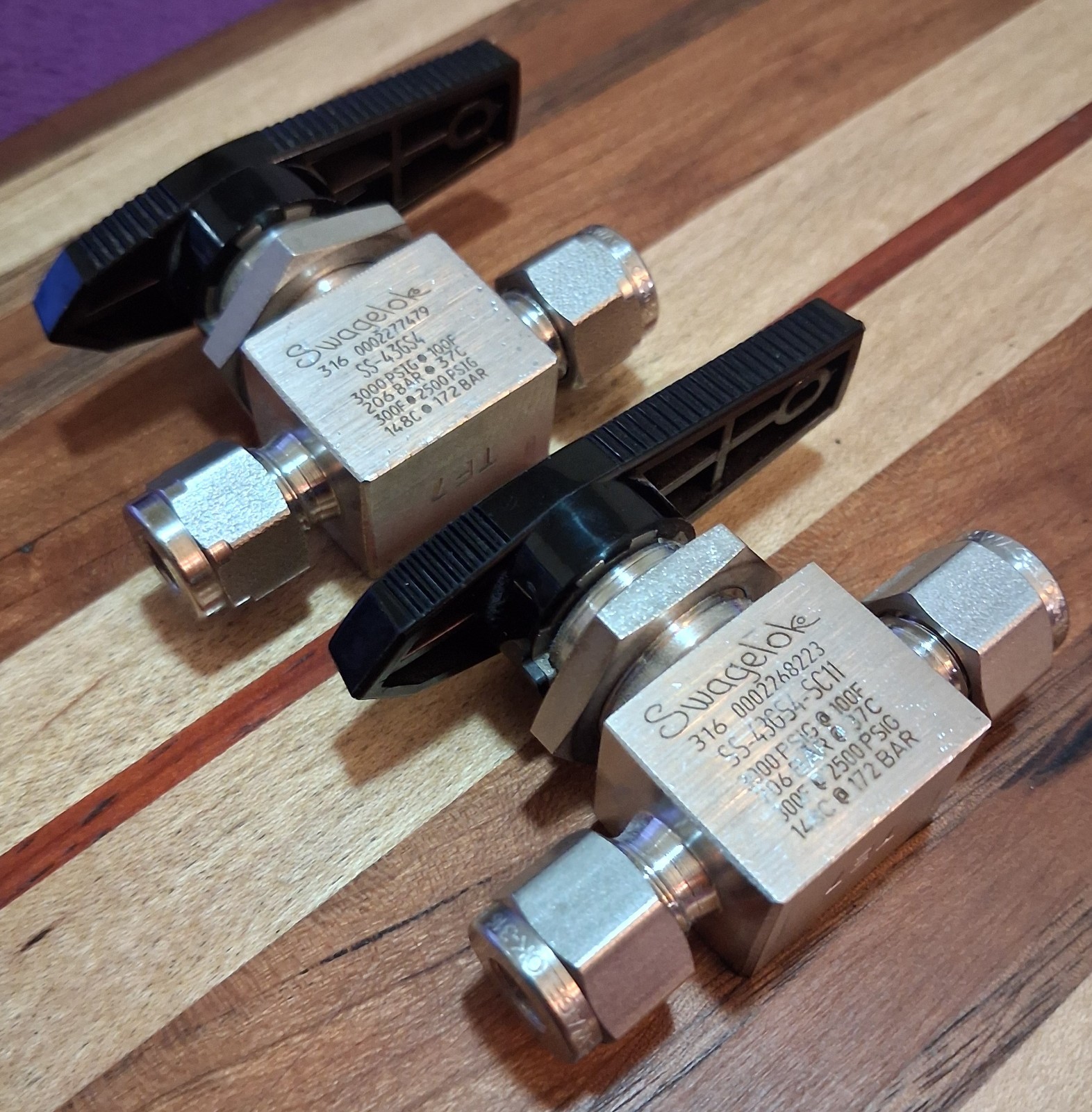2-pc NEW Swagelok Stainless Steel 40G Series Ball Valve, #SS-43GS4, 1/4 2-pc NEW Swagelok Stainless Steel 40G Series Ball Valve, #SS-43GS4, 1/4