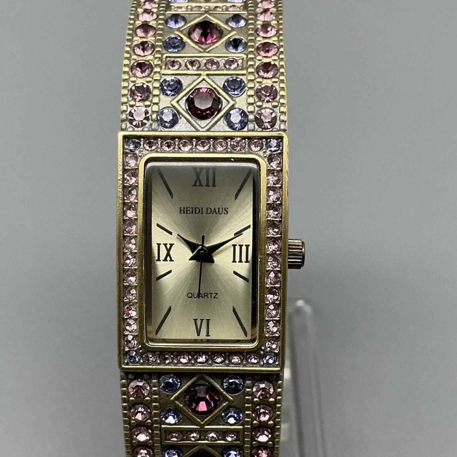 Heidi Daus B8550 Womens Watch 20mm Gold Tone Multicolor Crystals New Battery 7\