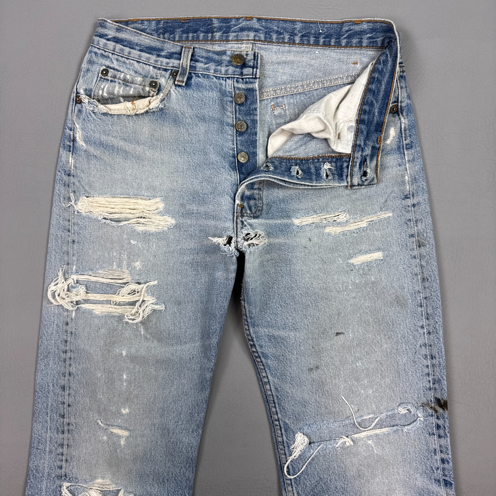 Vintage Levis 501 Jeans Mens 30x24 Blue 80s Made USA Thrash Destroyed (Tag33x34)
