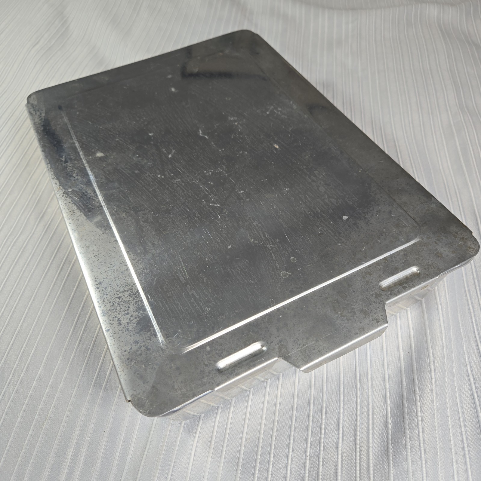 Mirro Vintage Aluminum Cake Pan Rectangular Sliding Lid Baking Pan