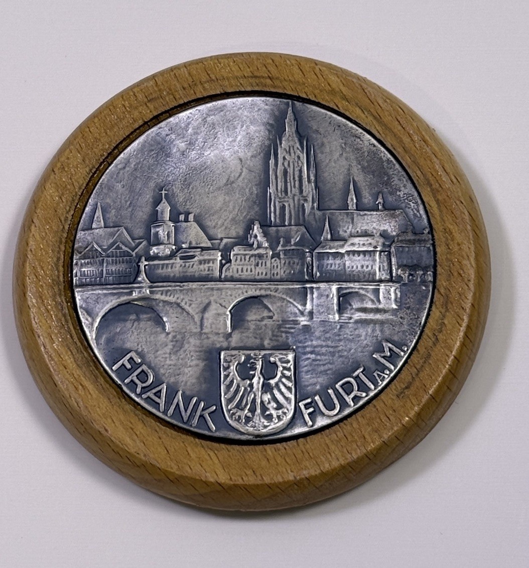 Vintage Frankfurt am Main Germany Souvenir Metal Relief Plaque Wood 4”