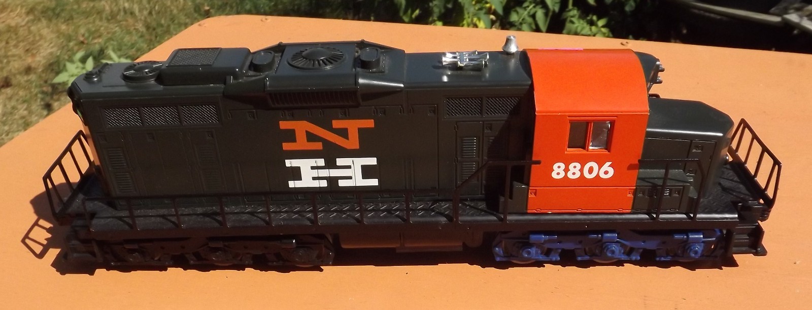 Lionel O27 6-18806 SD18 Locomotive New Haven Railroad 1989