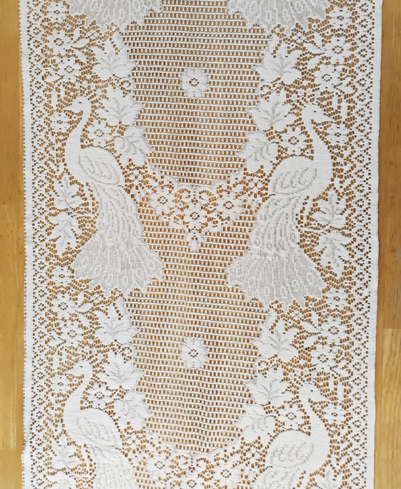 Vintage Quaker Lace Style Fabric Panel Peacocks & Flowers 2 yds 20