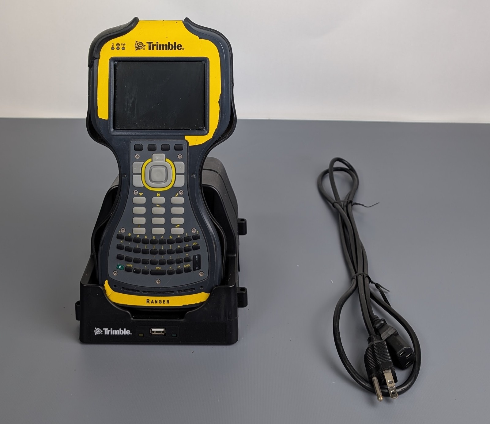 Trimble Ranger TSC3 w/Docking Station-Tested