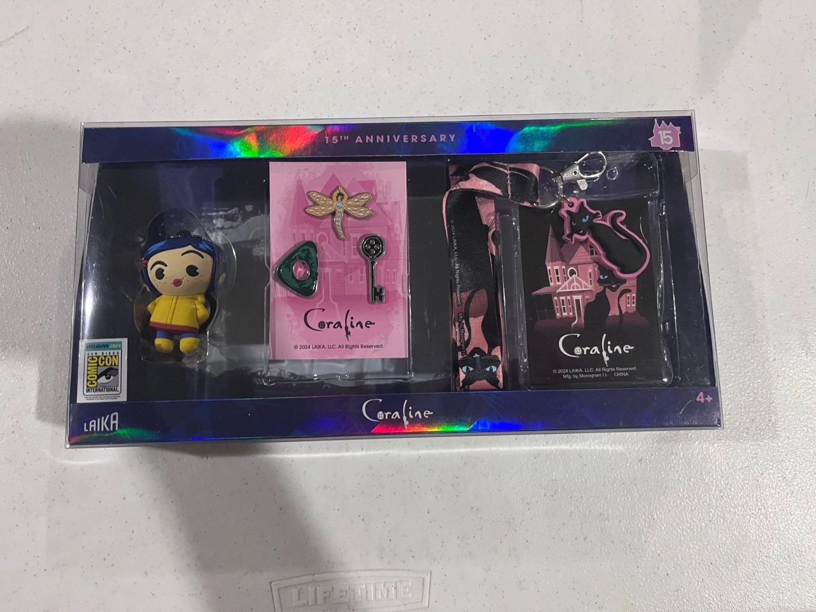 SDCC Exclusive Coraline Deluxe Gift Set – Complete & Mint (Opened Seal) SDCC Exclusive Coraline Deluxe Gift Set – Complete & Mint (Opened Seal)