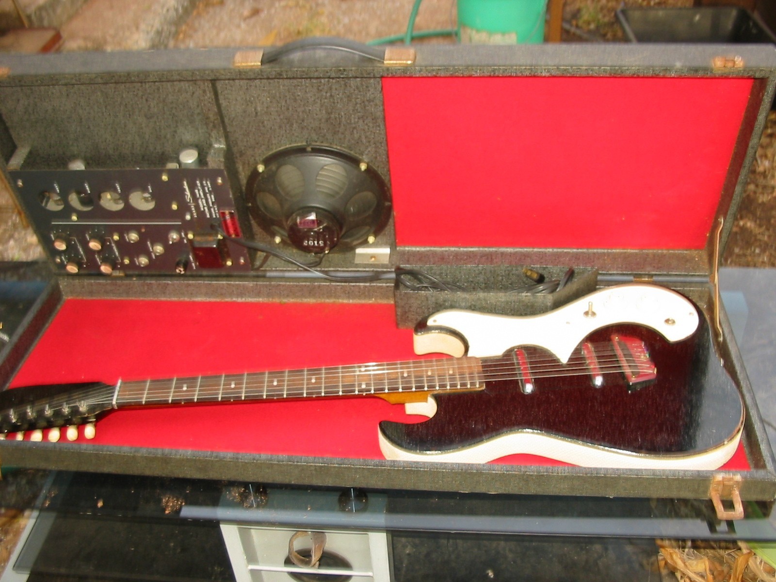 1963 Silvertone 1449 Amp in Case Danelectro 1963 Silvertone 1449 Amp in Case Danelectro
