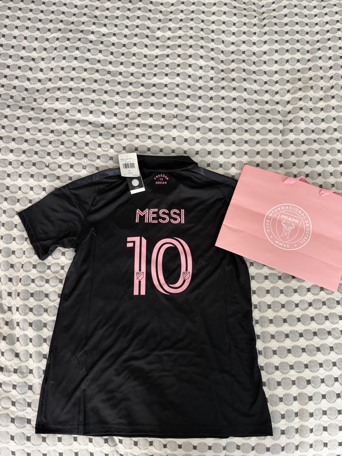 Messi Inter Miami Jersey bought at stadium Messi Inter Miami Jersey bought at stadium