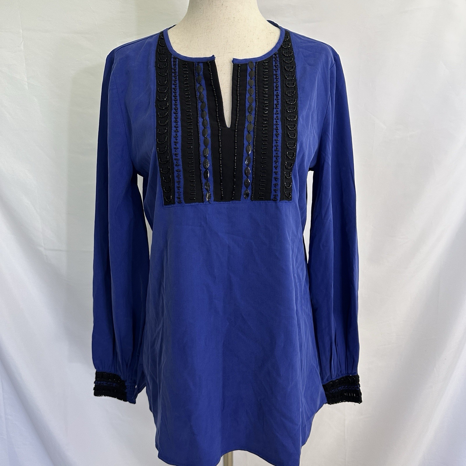 NEW Chico\'s Embellished Tunic Colorblock Tunic Top 0 (4-6) SMALL Beaded NEW Chico\'s Embellished Tunic Colorblock Tunic Top 0 (4-6) SMALL Beaded