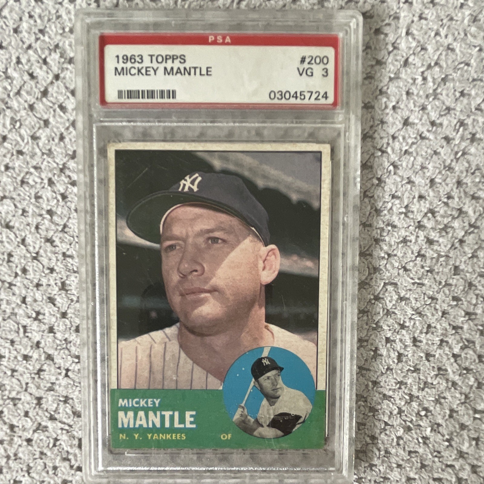 Topps 1963 Mickey Mantle #200 New York Yankees Baseball Card PSA VG 3