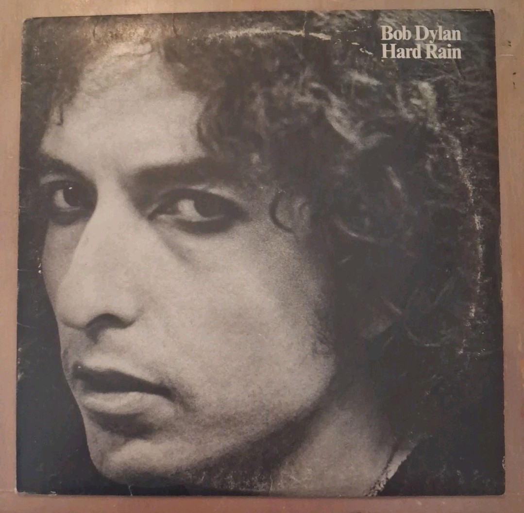 Vintage 1976 Bob Dillon Hard Rain Vinyl Album