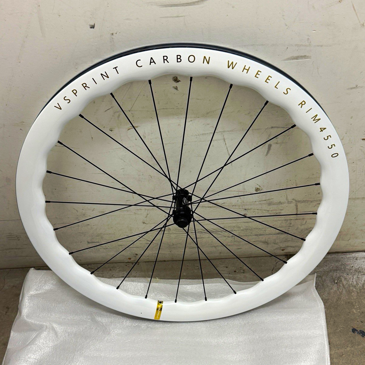 VSPRINT 700C Carbon Tubeless Hookless Center Lock Disc Wheelset 12x100/12x142