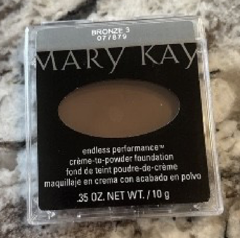 New Mary Kay Endless Performance Creme to Powder Foundation Bronze 3