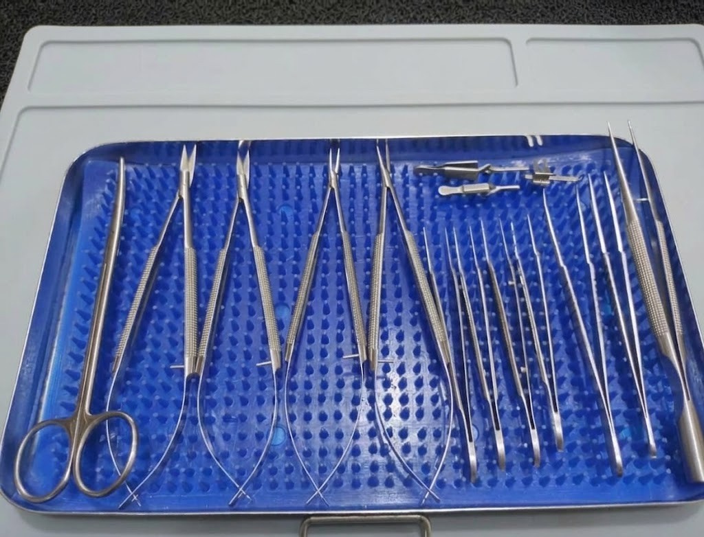 Basic Hand Surgery Set of Micro Surgical Instruments With case