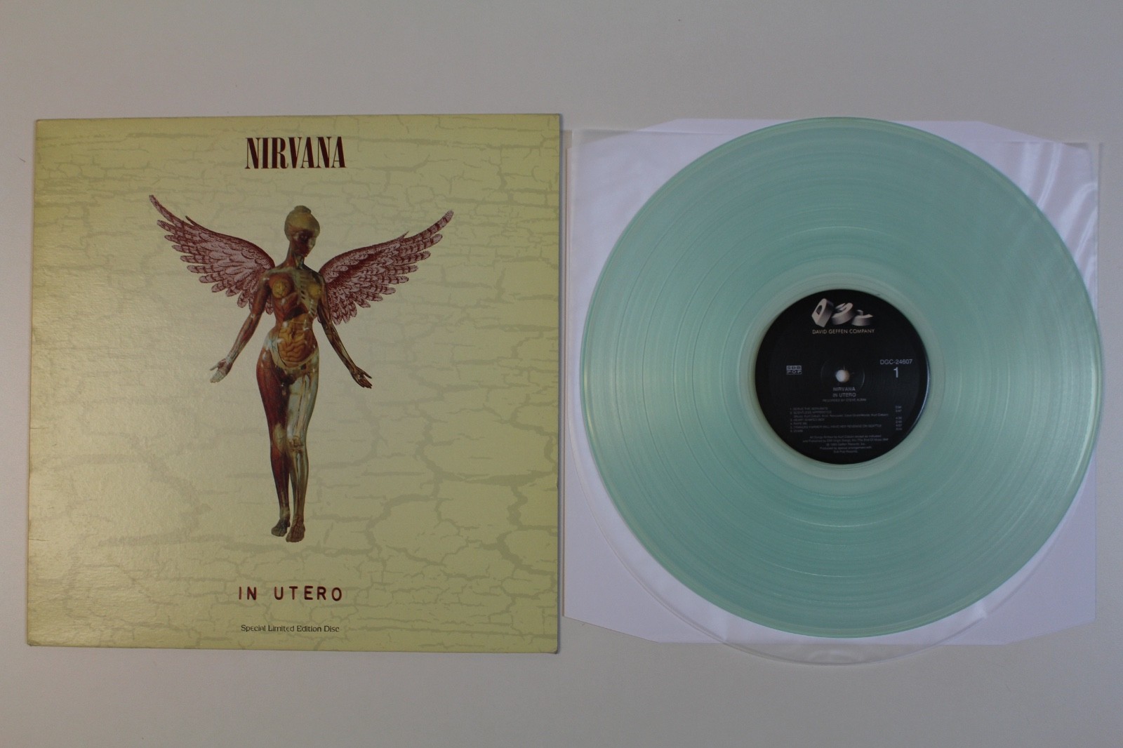 Nirvana In Utero (1993 US Special Limited Edition Disc, Clear, DGC, Sub-Pop) Nirvana In Utero (1993 US Special Limited Edition Disc, Clear, DGC, Sub-Pop)