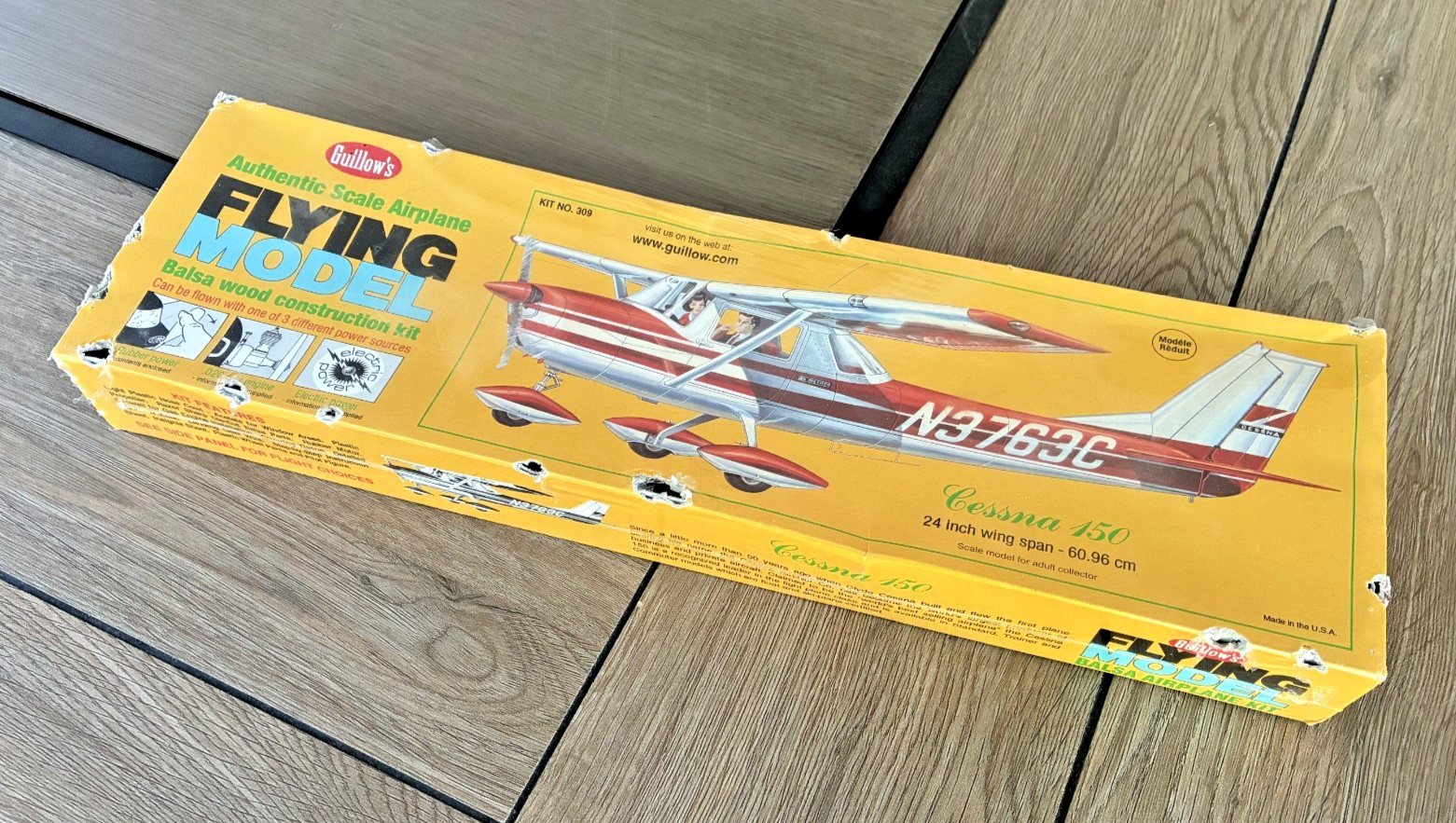 GUILLOW\'S Cessna 150 Balsa Wood Flying Model Kit 309 NOS - Vintage 1980s
