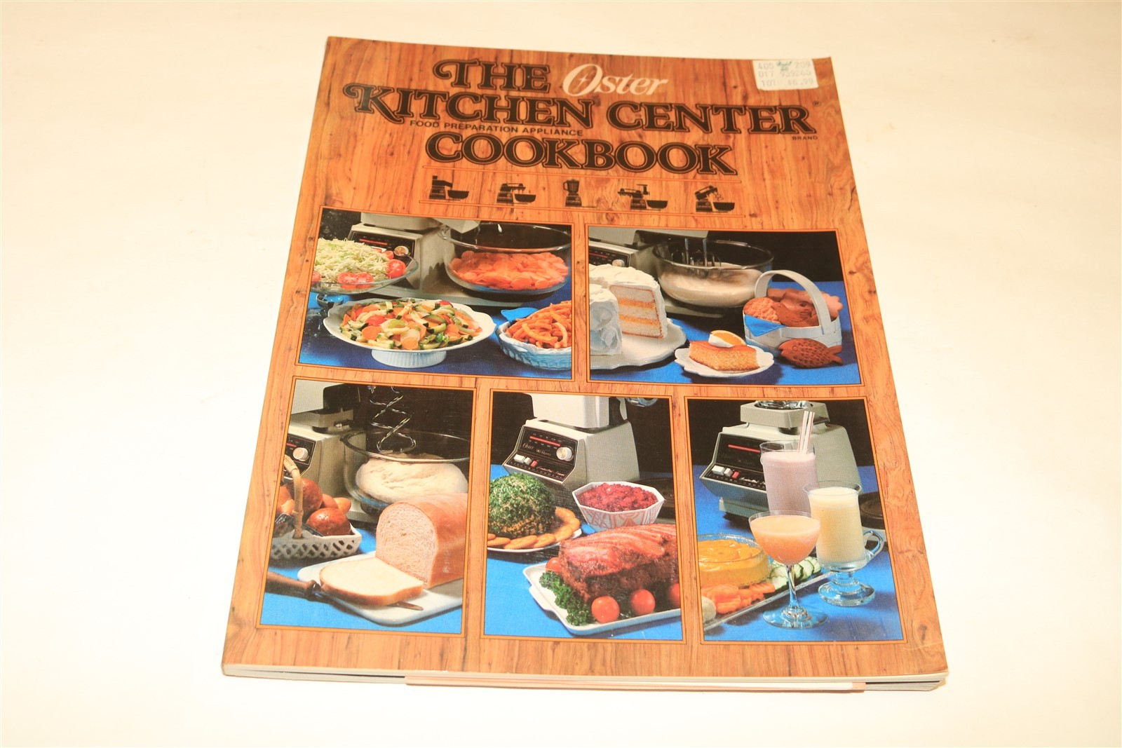 THE OSTER KITCHEN CENTER COOKBOOK - 1981 VG Condition