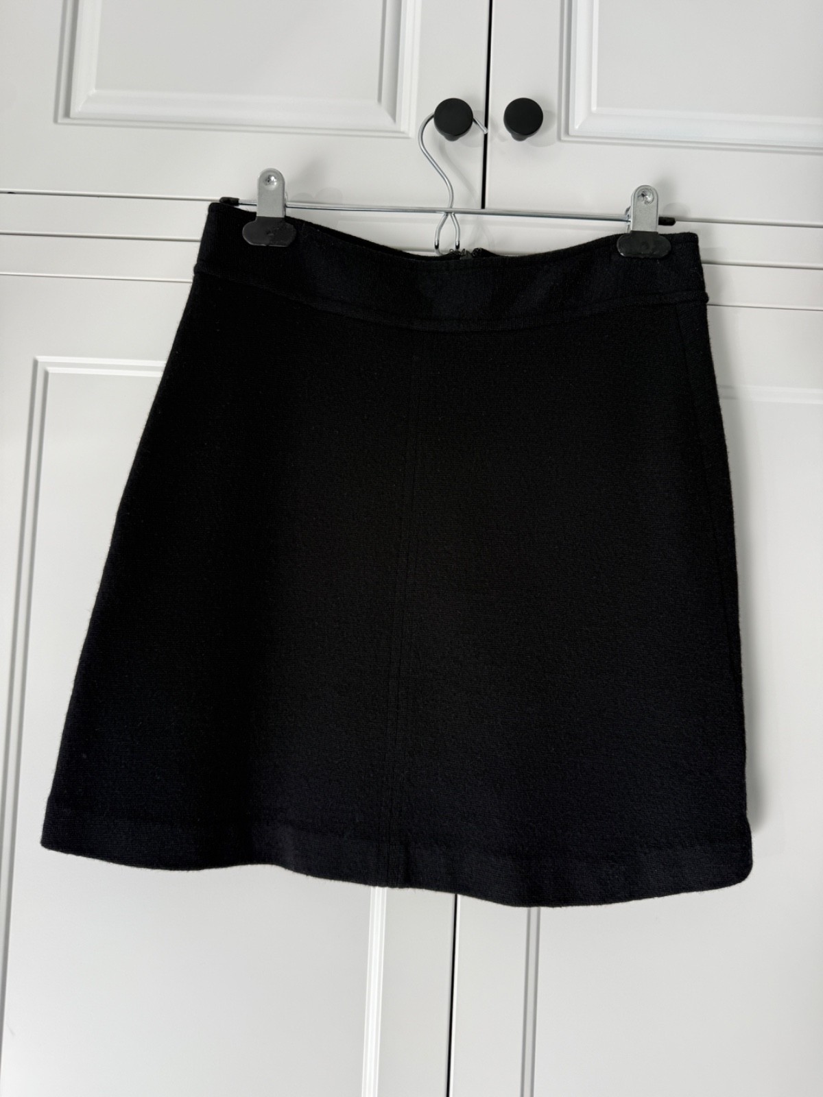 KENAR 100% wool black mini skirt with zipper closure size M KENAR 100% wool black mini skirt with zipper closure size M