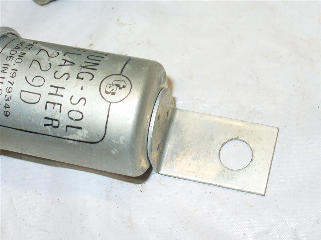 1941-48 Buick Turn signal flasher NOS GM 1438408